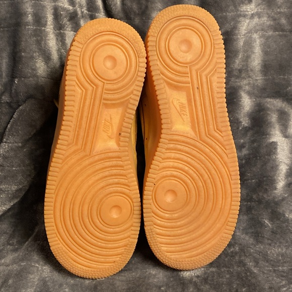 Nike Air Force 1 mid 07’ Flax - Picture 5 of 7